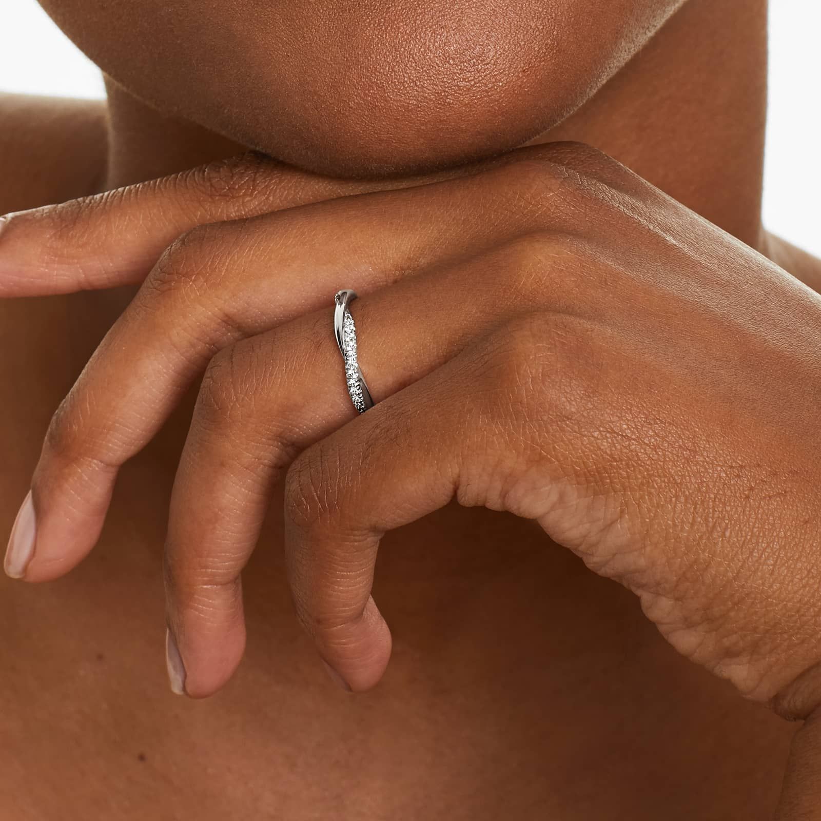 14K White Gold Twisted Matching Pavé Wedding Ring (Round 0.18 CTW - G-H /VS2-SI1)