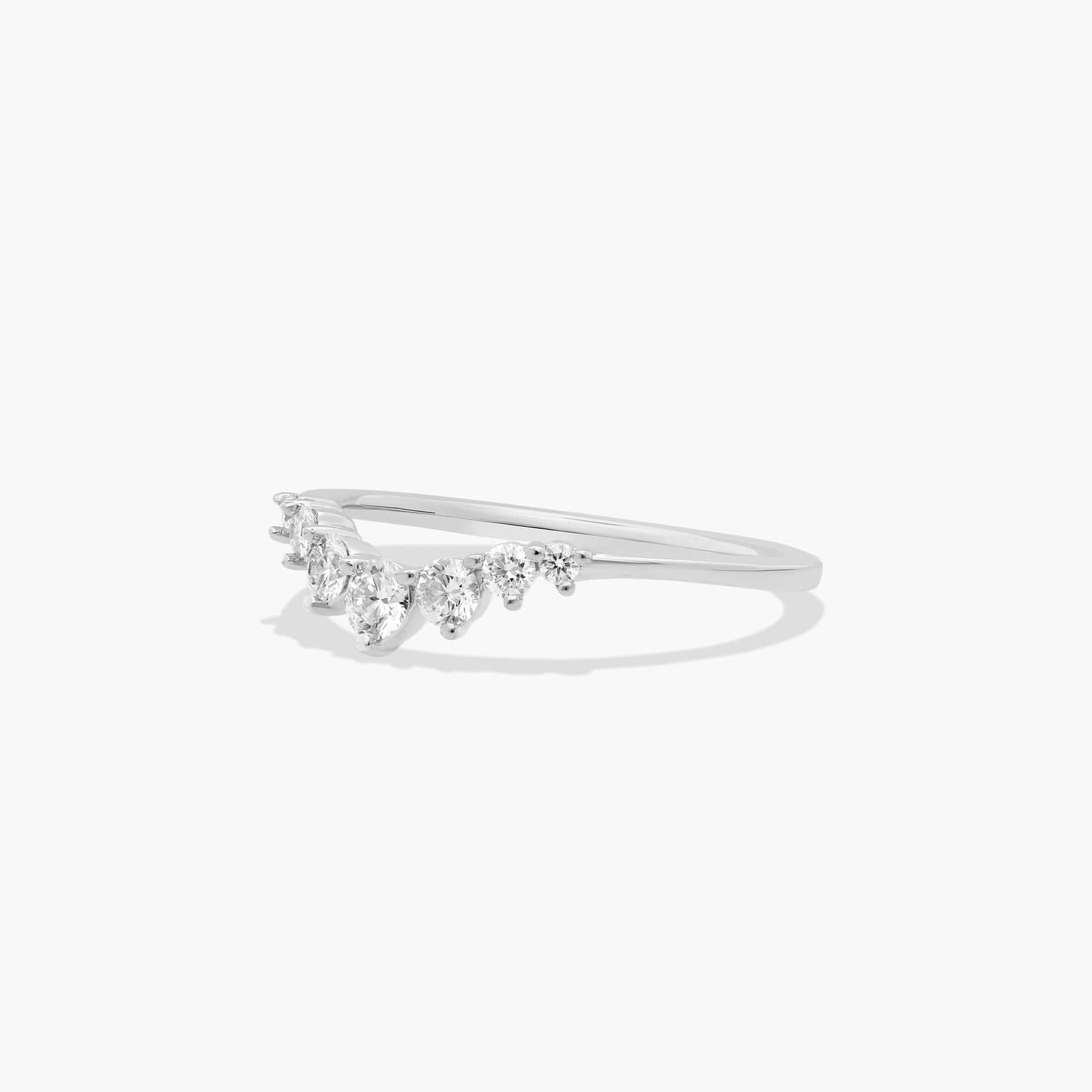 14K White Gold Graduated Round Diamond Tiara Ring