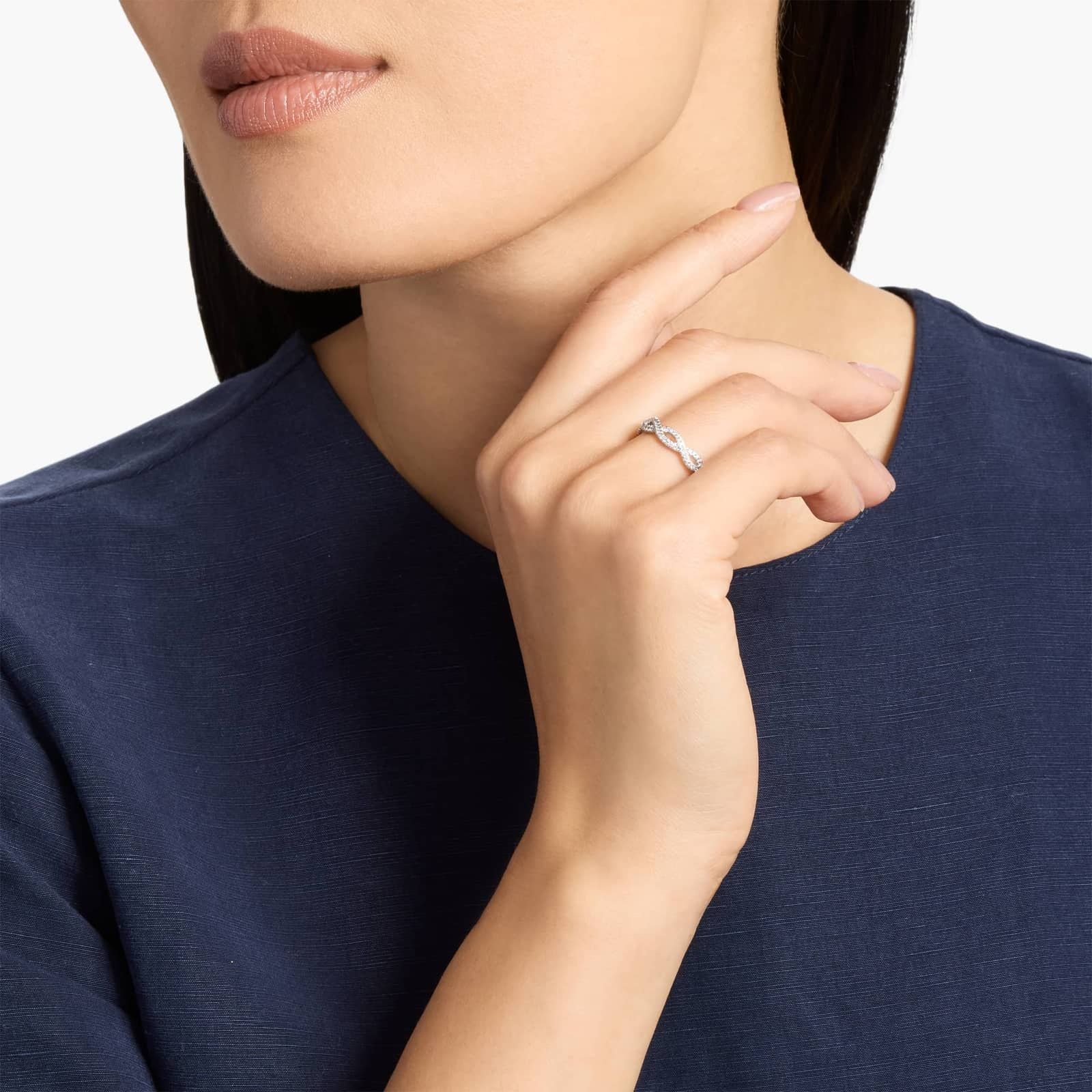 Infinity Diamond Wedding Ring in 14k White Gold (1/5 ct. tw.)