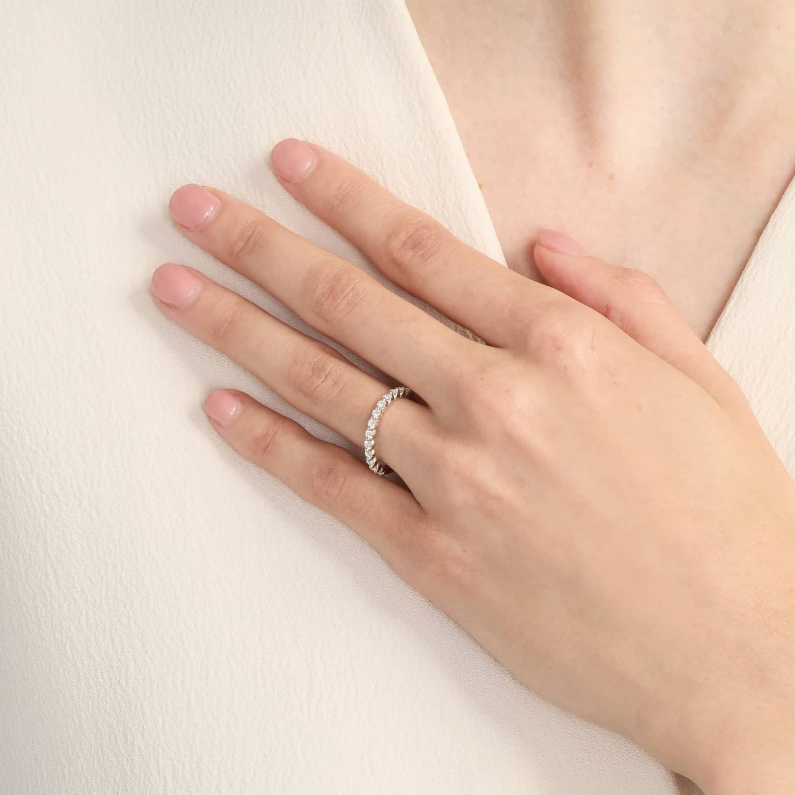 Floating Diamond Wedding Ring in Platinum (1/3 ct. tw.)