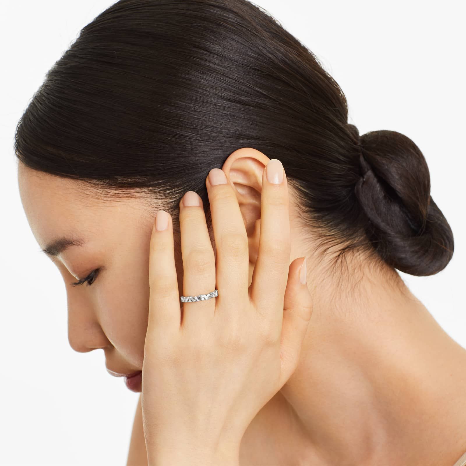 14K White Gold Baguette And Round Zig Zag Diamond Ring (0.40 CTW - H-I / SI1-SI2)