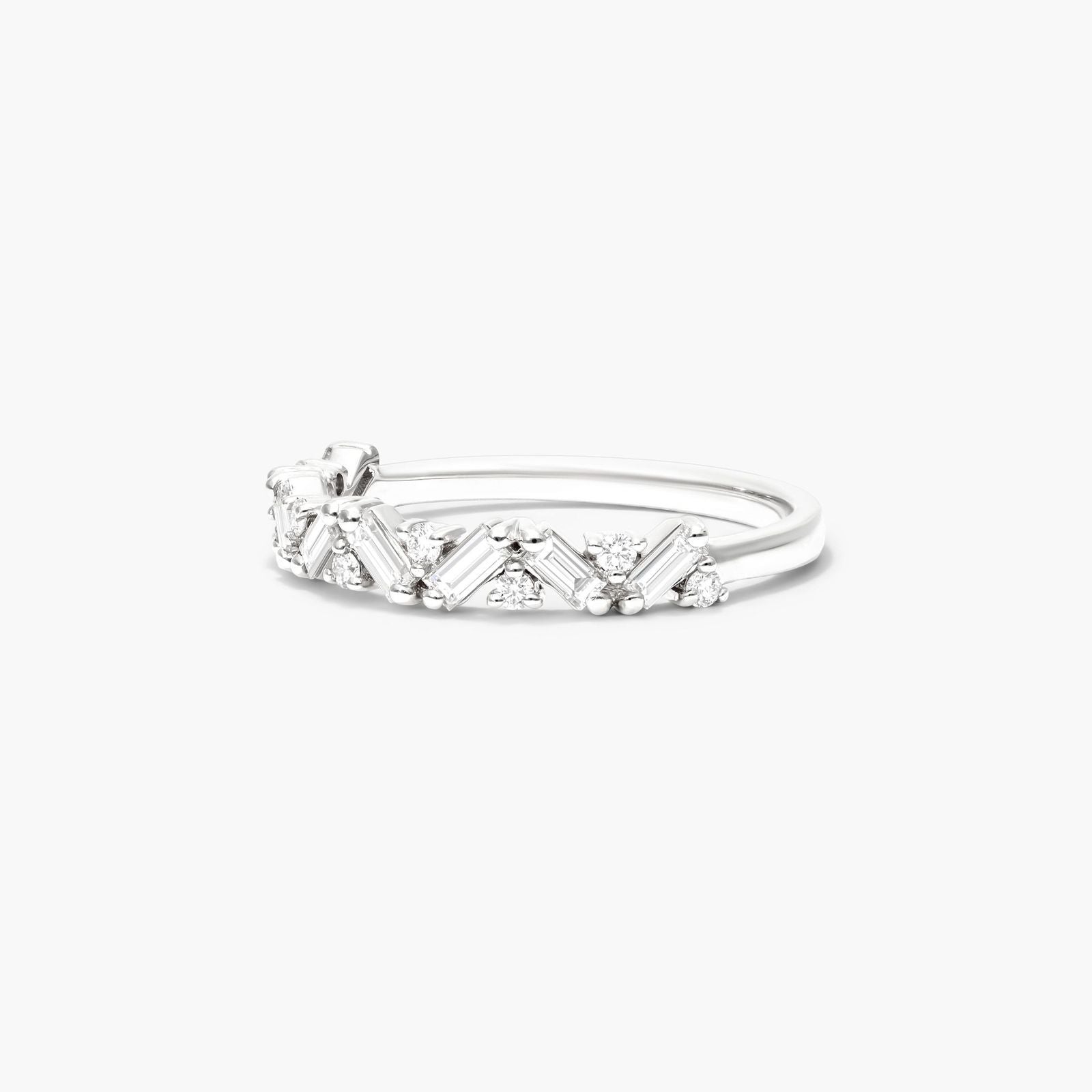 14K White Gold Baguette And Round Zig Zag Diamond Ring (0.40 CTW - H-I / SI1-SI2)