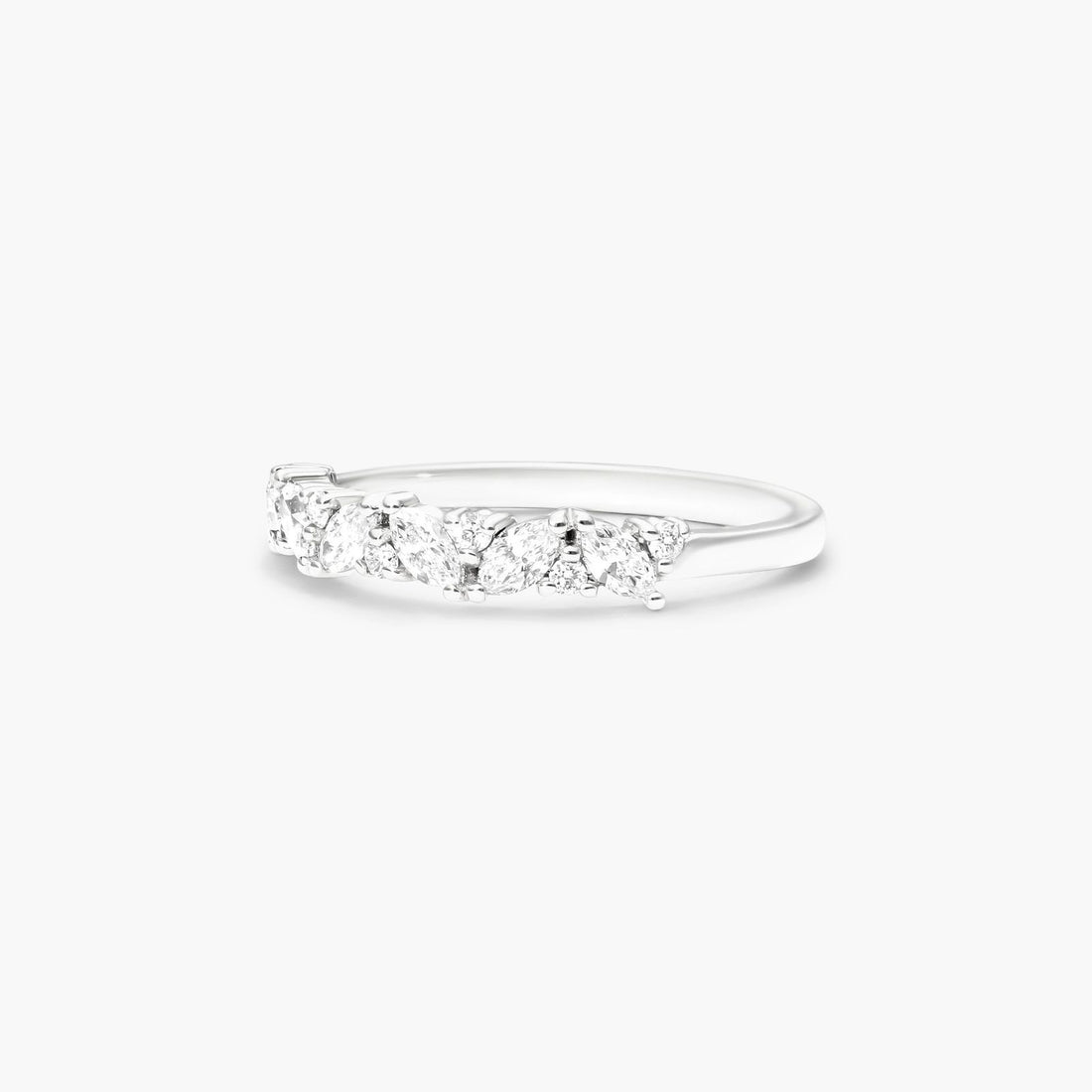 14K White Gold Marquise And Round Array Diamond Ring (0.30 CTW - H-I /SI1-SI2)