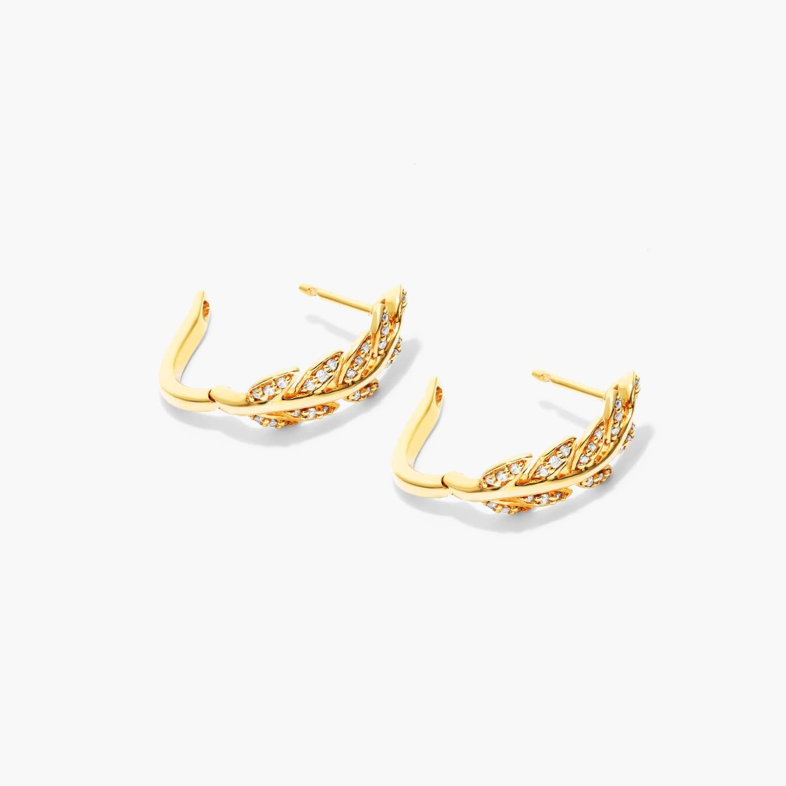 14K Yellow Gold Diamond Leaf Hoop Earrings (0.16 CTW - H-I /SI1-SI2)