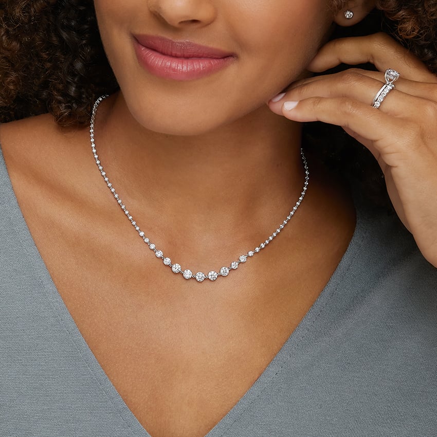18K White Gold Marseille Lab Diamond riviere Necklace (6 1/8 ct. tw.) shape :round color : F\G clarity : SI1