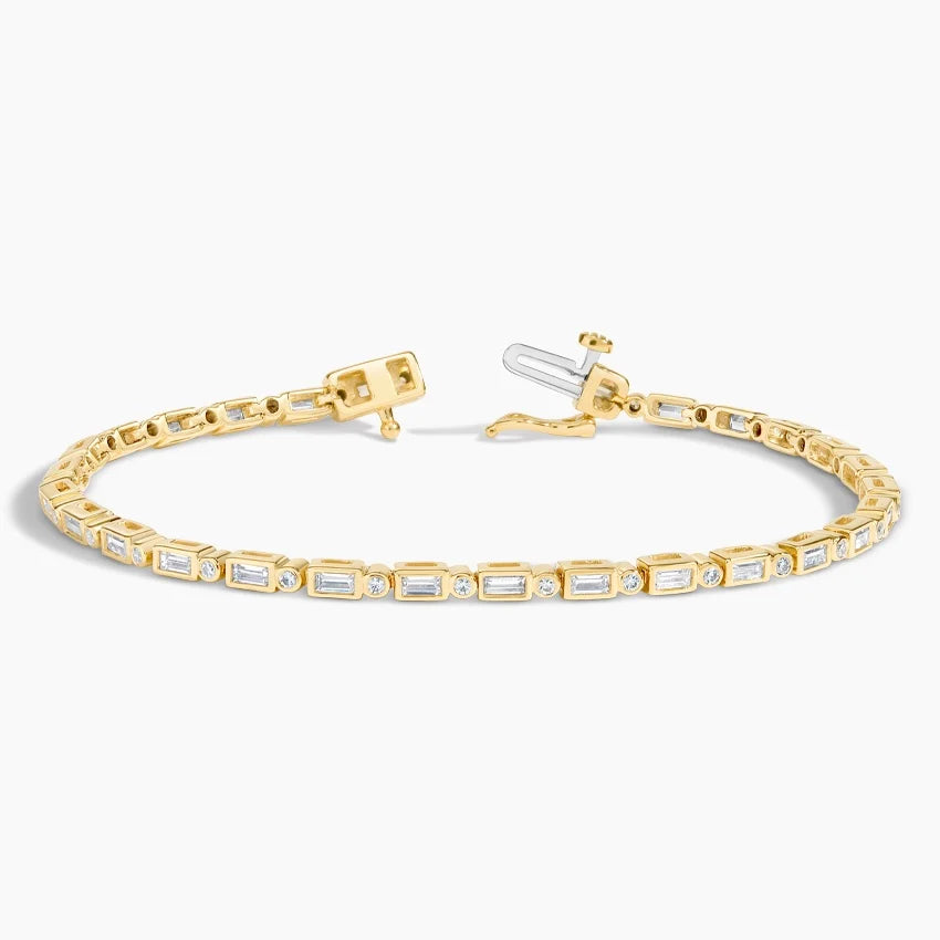 Baguette and Round Diamond Tennis Bracelet shape :round \baguette color : G \H  clarity : SI