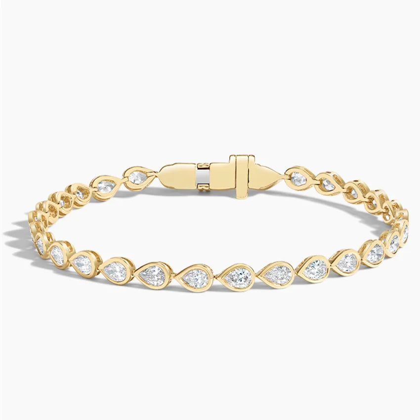 Pear Lab Diamond Bezel Tennis Bracelet (2 3/4 ct. tw.) shape : pear color : F\G  clarity :VS