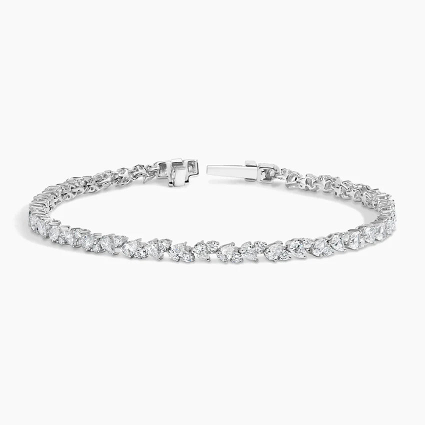 Lab Diamond Tennis Bracelet 3 ct shape : round \ pear color :F\G clarity : SI