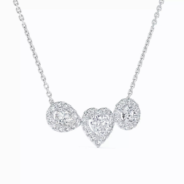18K white gold Aura Trilogy Pendant color : G+ clarity : VS+