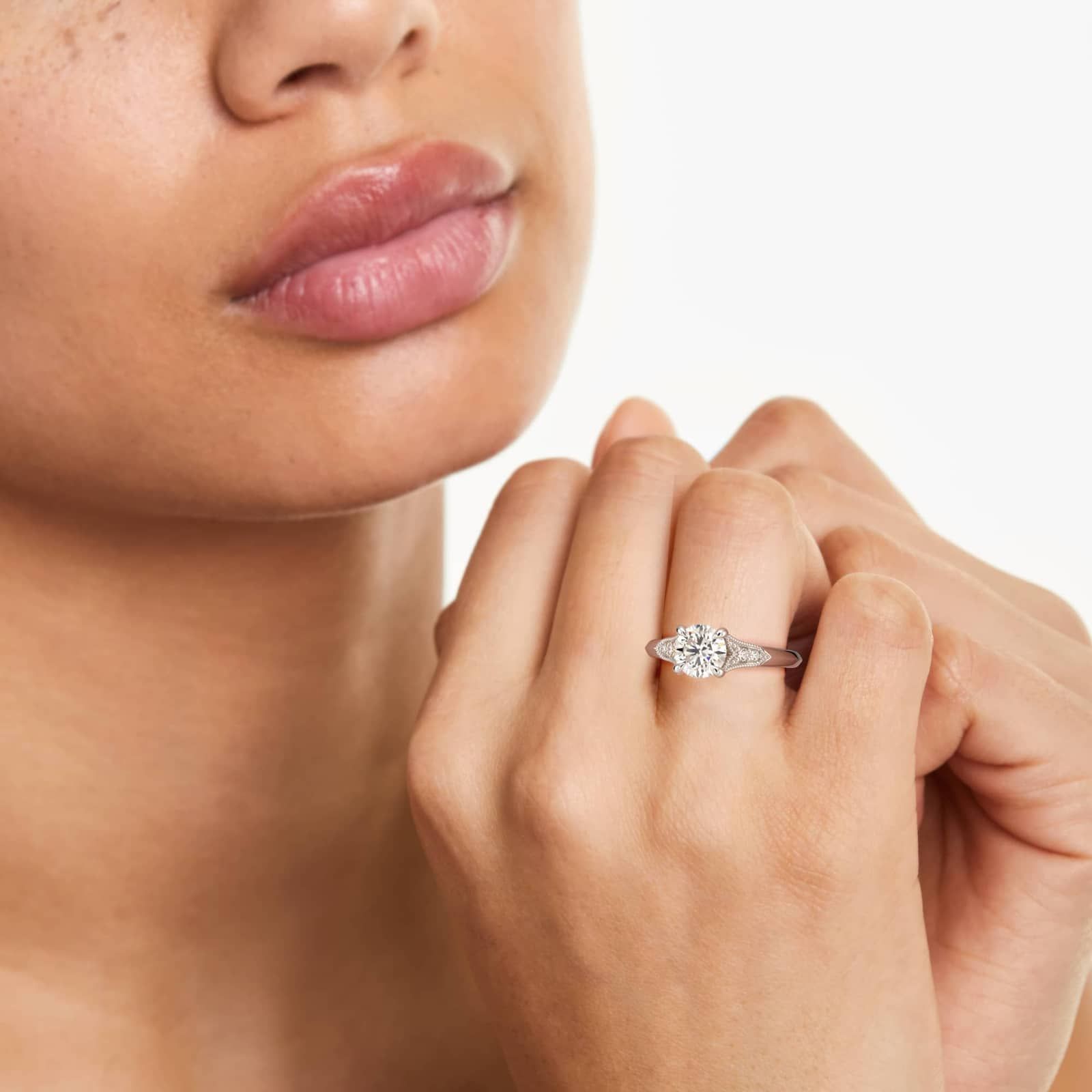 14K White Gold Art Deco Inspired Fleur-De-Lis Pavé Engagement Ring (0.07 CTW - H-I /SI1-SI2)